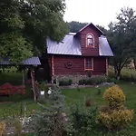 дерев'яний будинок з банею Apartment